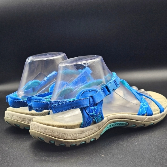 Merrell Women's Blue Sandals - Picture 4 of 10
